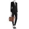Shopping bag Louis Vuitton Neverfull modello medio in tela a scacchi ebana e pelle marrone - Detail D1 thumbnail