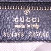 Gucci Swing shopping bag in black grained leather - Detail D3 thumbnail