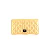 Chanel  Chanel 2.55 - Wallet wallet  in gold quilted leather - 360 thumbnail