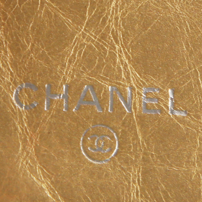 Billetera Chanel  Chanel 2.55 - Wallet en cuero acolchado dorado - Detail D3