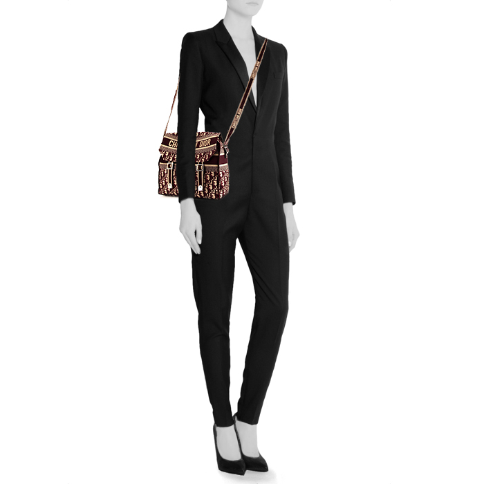Dior Diorcamp shoulder bag in burgundy monogram canvas Oblique - Detail D1