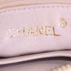Chanel Vintage shoulder bag in beige leather - Detail D3 thumbnail