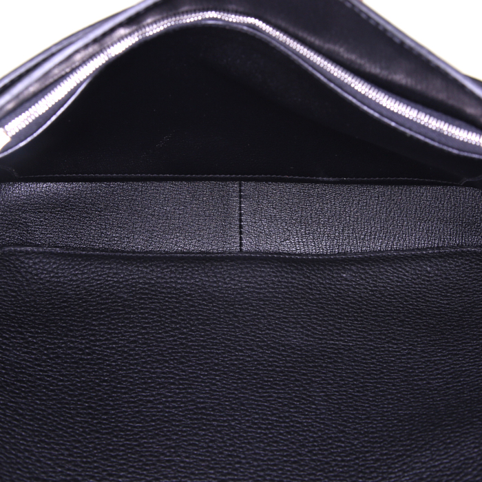 Hermès Steve shoulder bag in black leather taurillon clémence - Detail D2