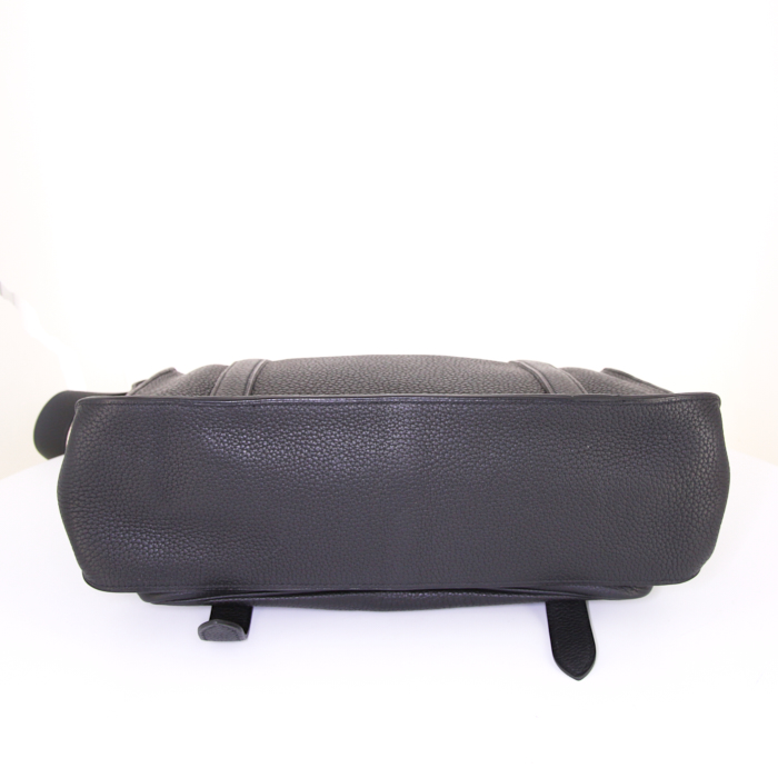 Bolso bandolera Hermès Steve en cuero taurillon clémence negro - Detail D5