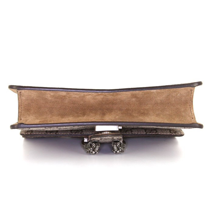 Bolso para llevar al hombro o en la mano Gucci Dionysus modelo pequeño en lona Monogram revestida beige y ante beige - Detail D5