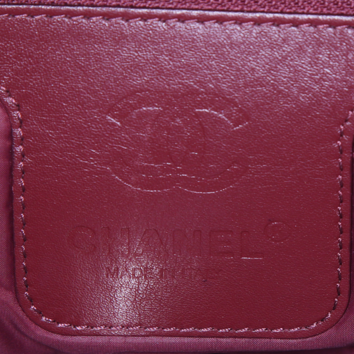 Chanel Coco Cocoon handbag in black quilted canvas and black leather - Detail D3