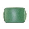 Louis Vuitton petit Noé handbag in green epi leather - Detail D4 thumbnail
