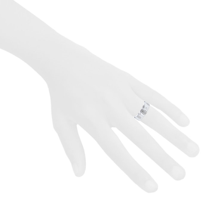 Bague Cartier Happy Birthday grand modèle en or blanc et diamants - Detail D1