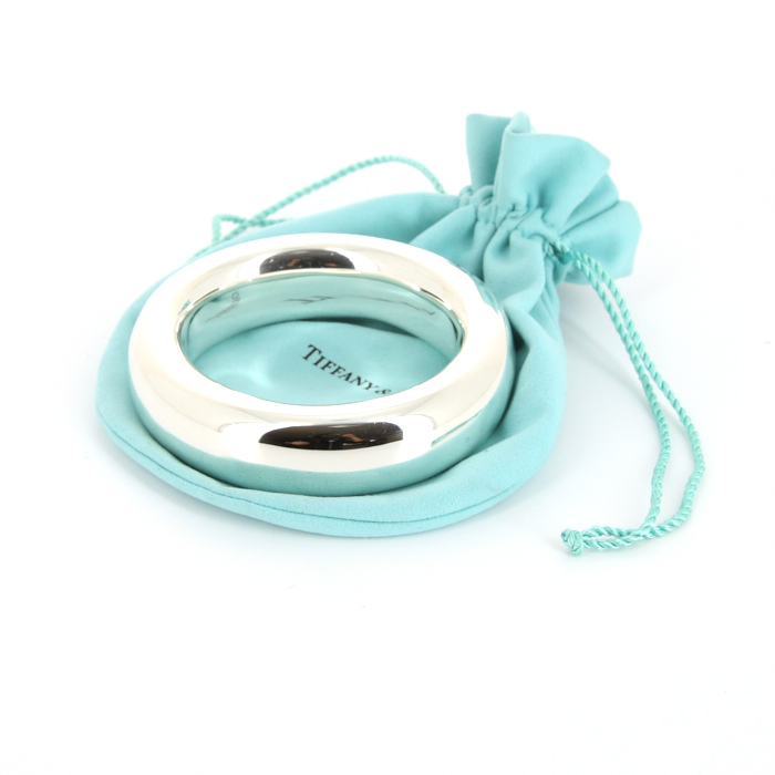 Bracciale a cerchio Tiffany & Co Elsa Peretti Donut modello medio in argento