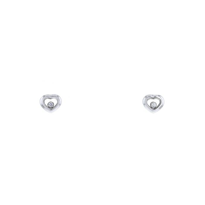 Chopard 18 Karat Gold Happy Diamonds Heart Earrings with 3 Floating Diamonds  For Sale at 1stDibs | chopard happy diamonds earrings, chopard floating  diamond earrings, chopard earrings