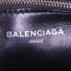 Bolso bandolera Balenciaga Blanket Square modelo pequeño en cuero acolchado negro - Detail D4 thumbnail