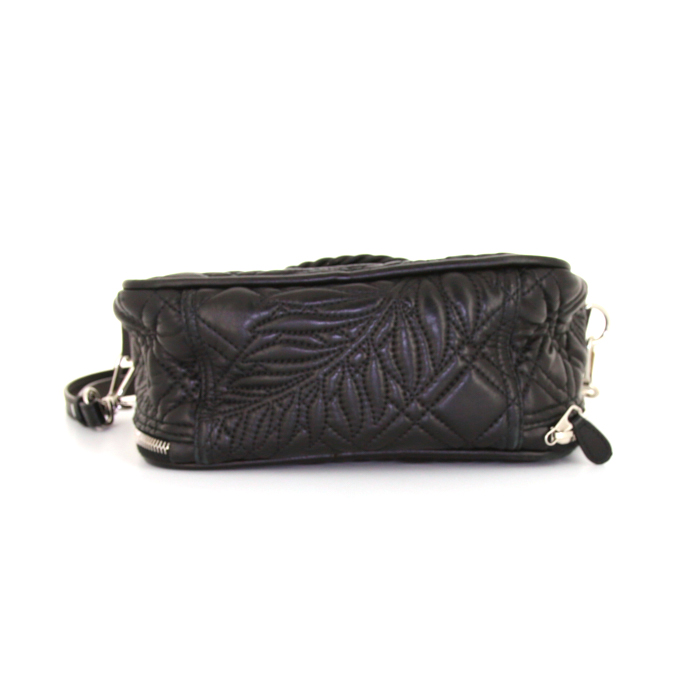 Balenciaga Blanket Square small model shoulder bag in black quilted leather - Detail D5
