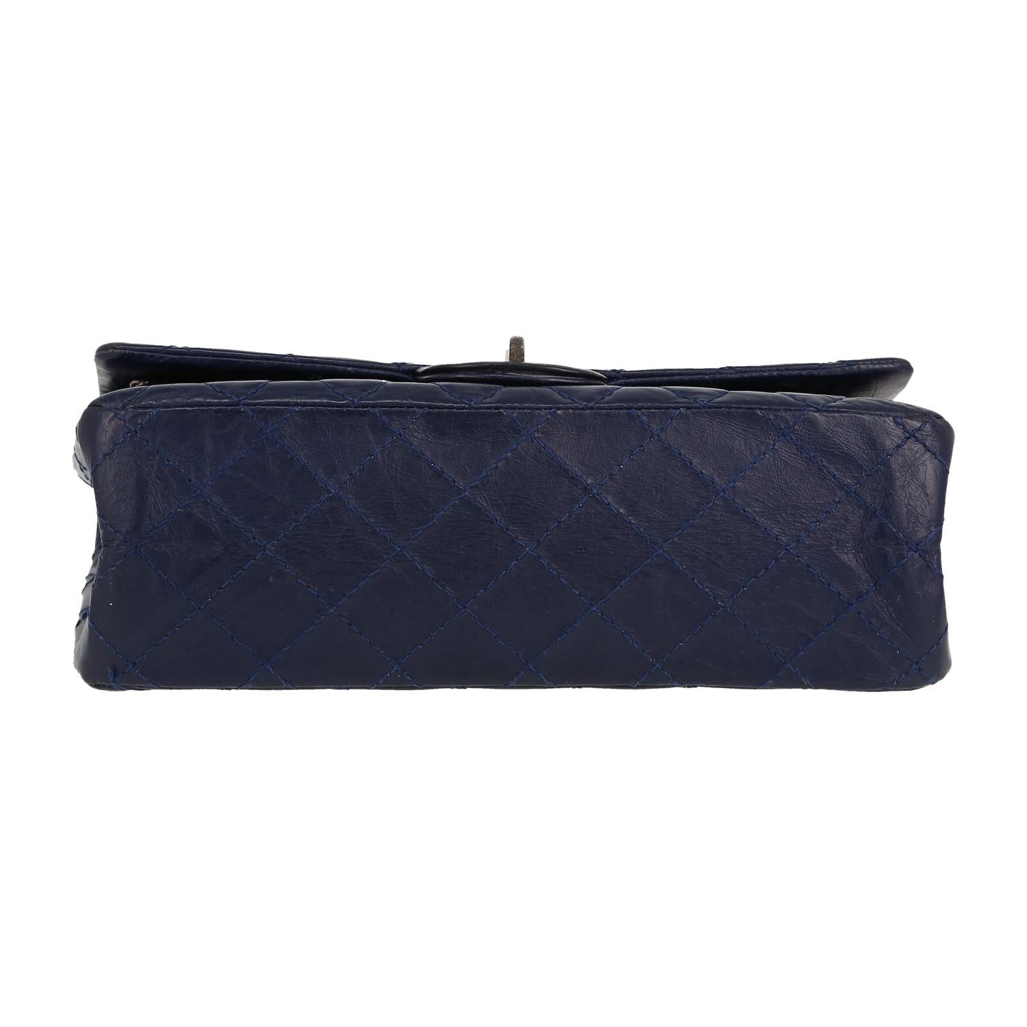 Chanel 2.55 shoulder bag in navy blue quilted leather - Detail D1