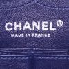Chanel 2.55 shoulder bag in navy blue quilted leather - Detail D4 thumbnail