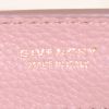 Bolso bandolera Givenchy Obsedia en cuero granulado beige - Detail D4 thumbnail