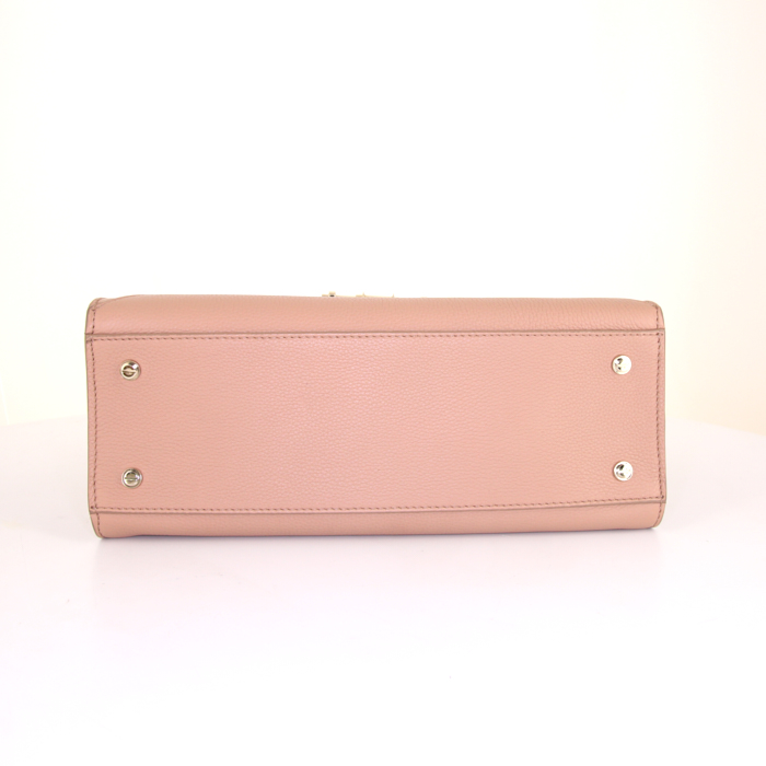 Sac bandoulière Givenchy Obsedia en cuir grainé beige - Detail D5