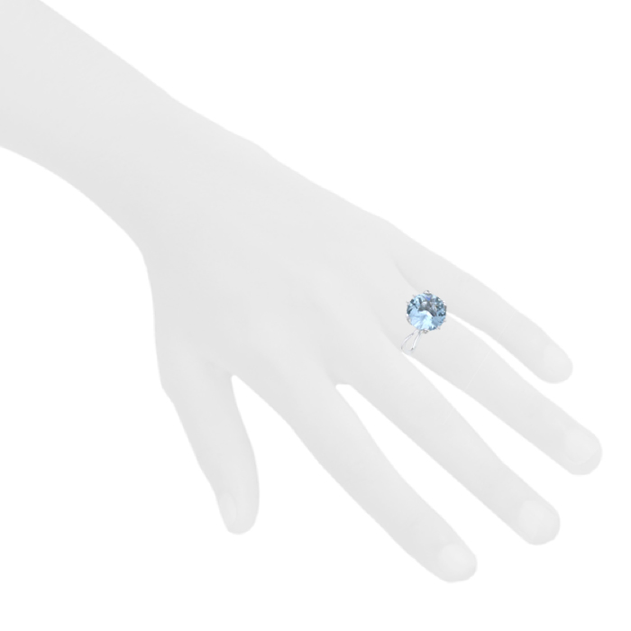 Dior Oui ring in white gold,  diamond and aquamarine - Detail D1