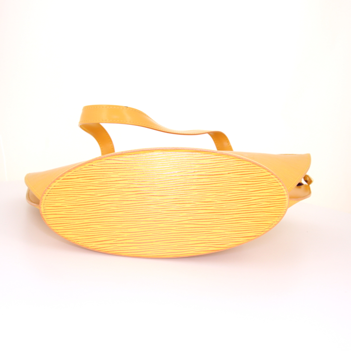 Bolso de mano Louis Vuitton Saint Jacques modelo pequeño en cuero Epi amarillo - Detail D4