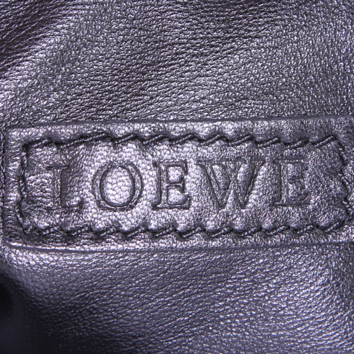 Loewe shoulder bag in black crocodile - Detail D3