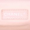 Chanel Baguette handbag in red quilted grained leather - Detail D4 thumbnail