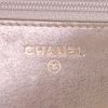 Sac bandoulière Chanel Wallet on Chain en cuir matelassé doré - Detail D3 thumbnail
