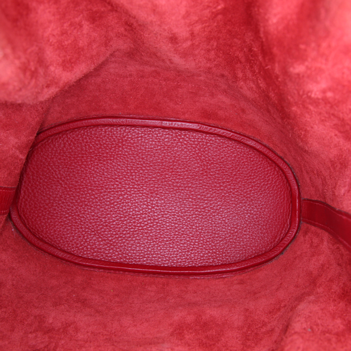Bolso para llevar al hombro Hermès Market en cuero rojo - Detail D2