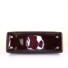 Bolso de mano Louis Vuitton Brea en charol color burdeos y cuero natural - Detail D5 thumbnail
