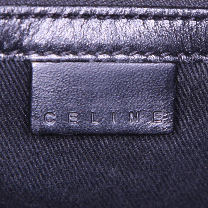 Celine Vintage bag worn on the shoulder or carried in the hand in black and brown bicolor coated Triomphe canvas and black leather - Detail D3