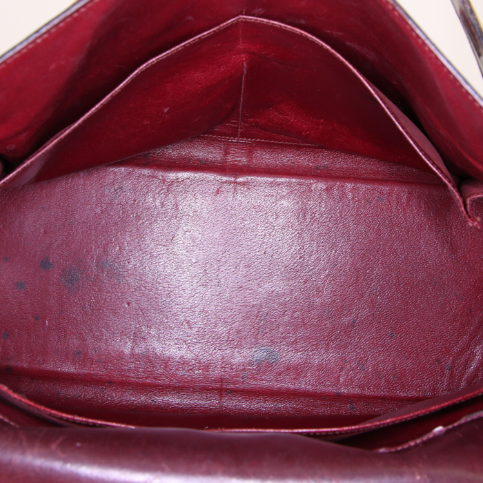 Hermes Kelly 32 cm handbag in burgundy box leather - Detail D2