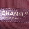 Sac bandoulière Chanel Mini Boy en fourrure vert-kaki et cuir vert-kaki - Detail D4 thumbnail