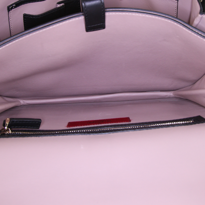 Sac à main Valentino Garavani en cuir noir - Detail D2