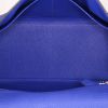 Bolso de mano Hermes Kelly 28 cm en cuero togo azul eléctrico - Detail D3 thumbnail