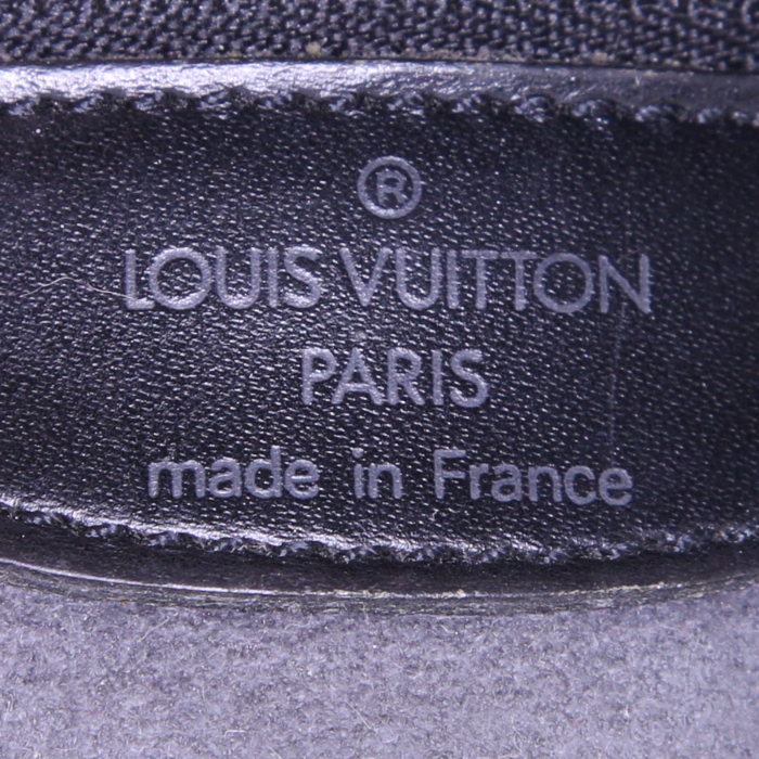 Sac porté épaule Louis Vuitton Verseau en cuir épi noir et plexiglas noir - Detail D3