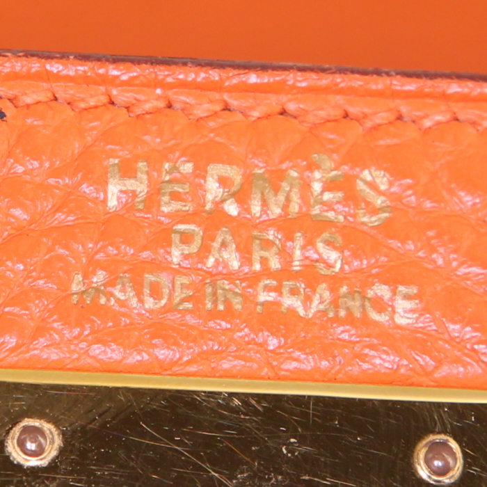 Bolso de mano Hermes Kelly 32 cm en cuero togo naranja Feu - Detail D4