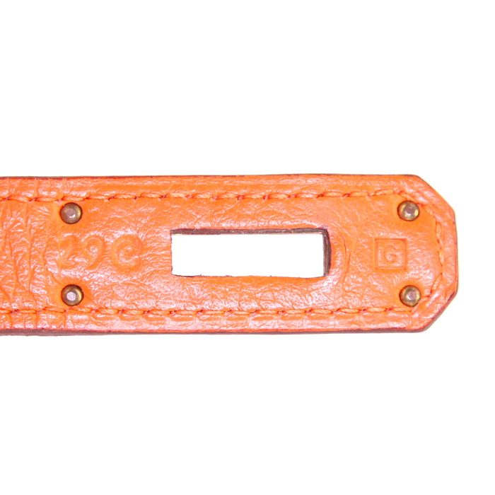 Bolso de mano Hermes Kelly 32 cm en cuero togo naranja Feu - Detail D5