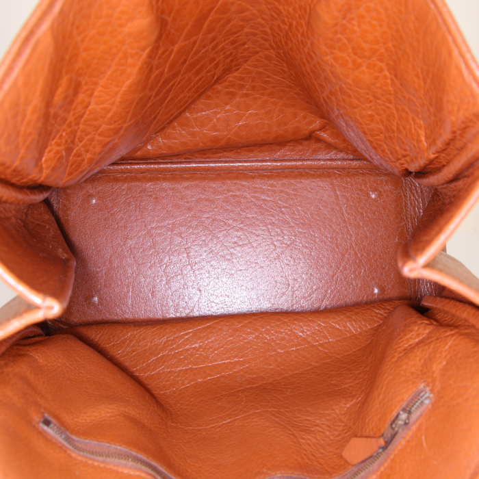 Hermès Victoria II shopping bag in orange togo leather - Detail D2