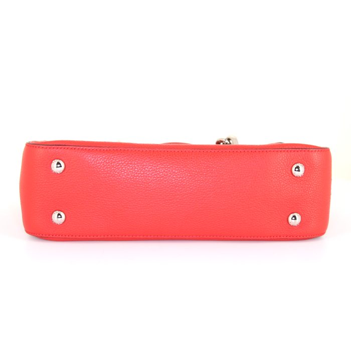 Bolso de mano Prada Lux Chain en cuero granulado rojo y junco negro - Detail D4