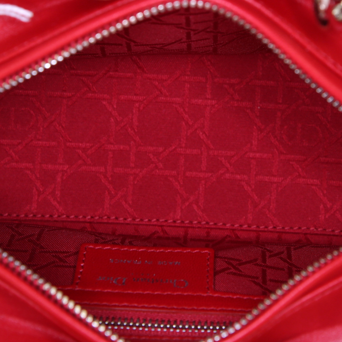 Dior Lady Dior medium model handbag in red leather cannage - Detail D3