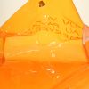 Sac à main Hermès Kelly Plastic en vinyle orange - Detail D2 thumbnail