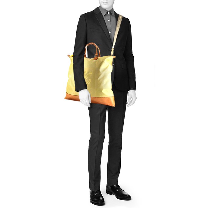 Louis Vuitton America's Cup travel bag in yellow damier canvas and natural leather - Detail D2