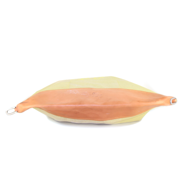 Bolsa de viaje Louis Vuitton America's Cup en lona a cuadros amarilla y cuero natural - Detail D5