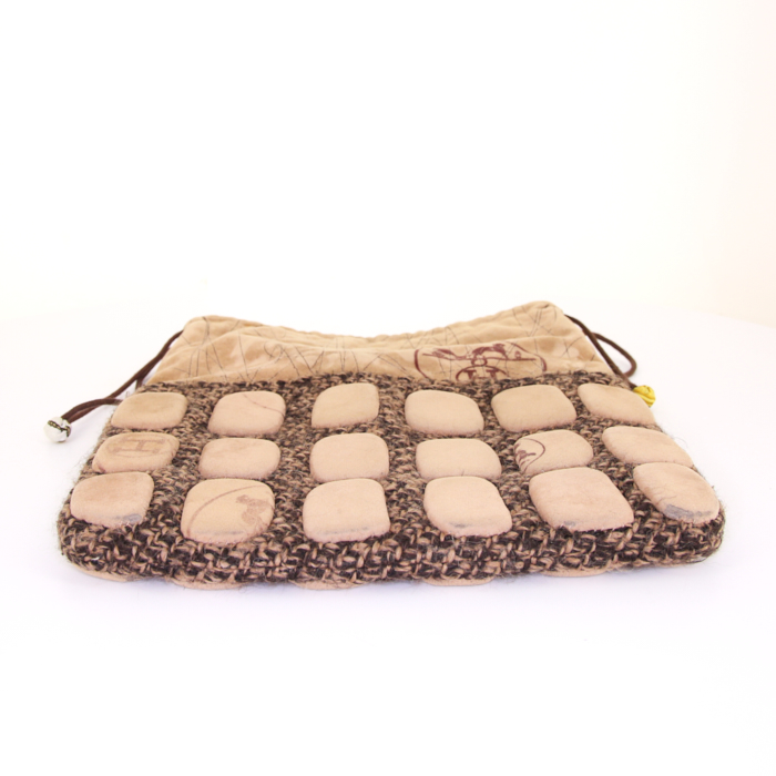 Sac cabas Hermès Petit H en tissu siglé beige et suédine marron - Detail D4