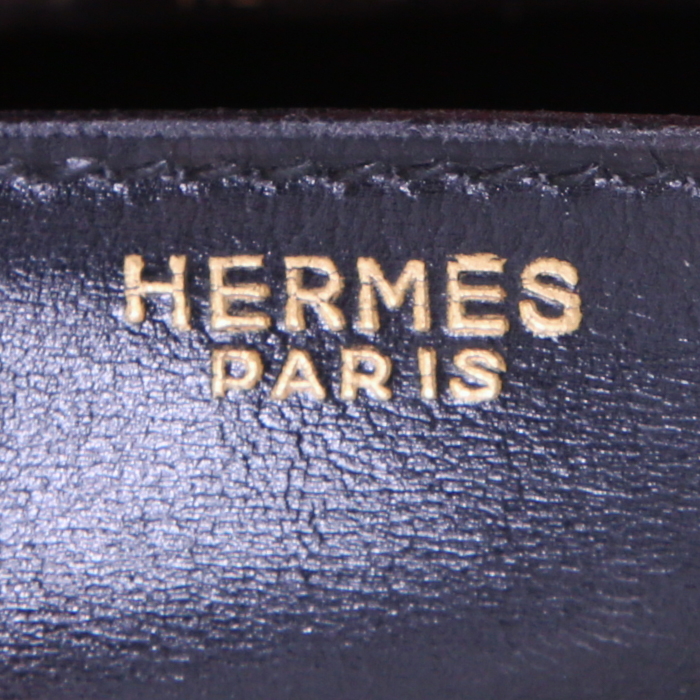 Bolsito de mano Hermès Quirus en cuero box negro - Detail D3