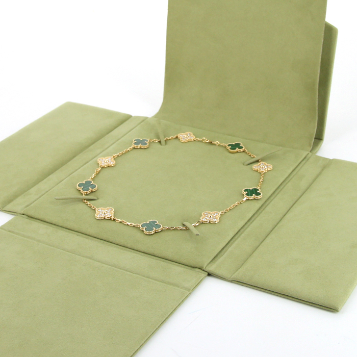 Van Cleef & Arpels Alhambra Vintage necklace in yellow gold,  malachite and diamonds - Detail D2