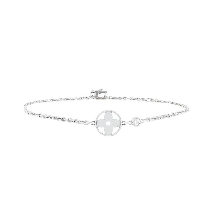 Collier pendentif Idylle Blossom, or blanc et diamants