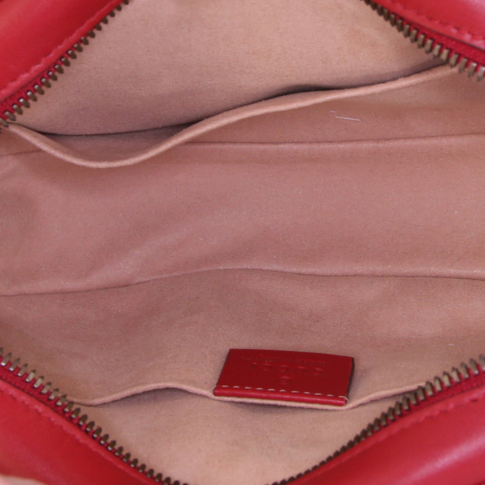 Pochette-cintura Gucci GG Marmont clutch-belt in pelle trapuntata a zigzag rossa - Detail D2