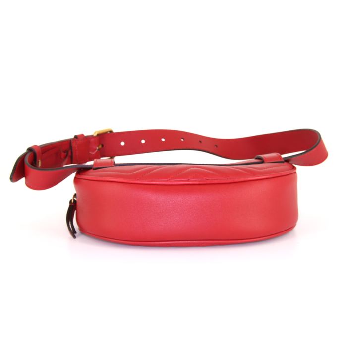 Pochette-ceinture Gucci GG Marmont clutch-belt en cuir matelassé chevrons rouge - Detail D4