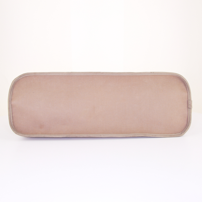 Hermès Cabag shopping bag in taupe canvas and brown Hunter cowhide - Detail D5