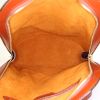 Mochila Louis Vuitton Gobelins - Backpack en cuero Epi marrón - Detail D2 thumbnail