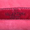 Valentino Rockstud Lock shoulder bag in black grained leather - Detail D4 thumbnail
